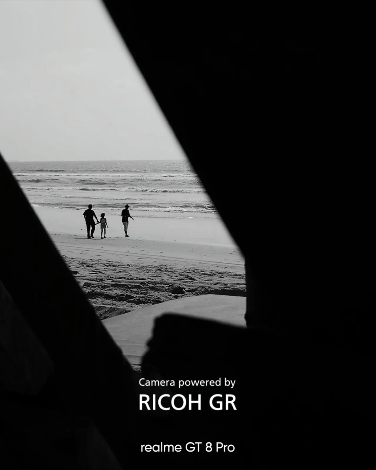 Realme, Gelişmiş Fotoğraf Teknolojisine Sahip Yeni Akıllı Telefonu GT8 Pro'yu Tanıttı