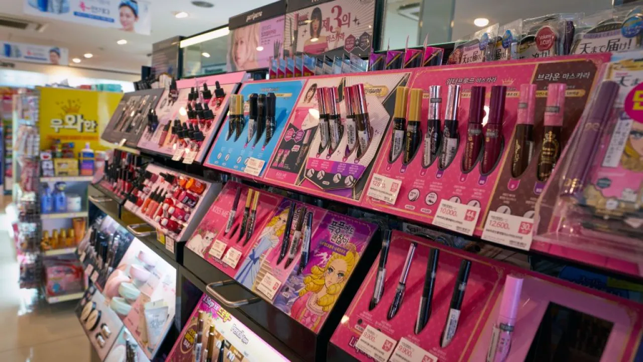 K-Beauty Patronları: KKR ve Blackstone Güney Kore Kozmetik Sektörüne Milyarlarca Yatırım Yapıyor