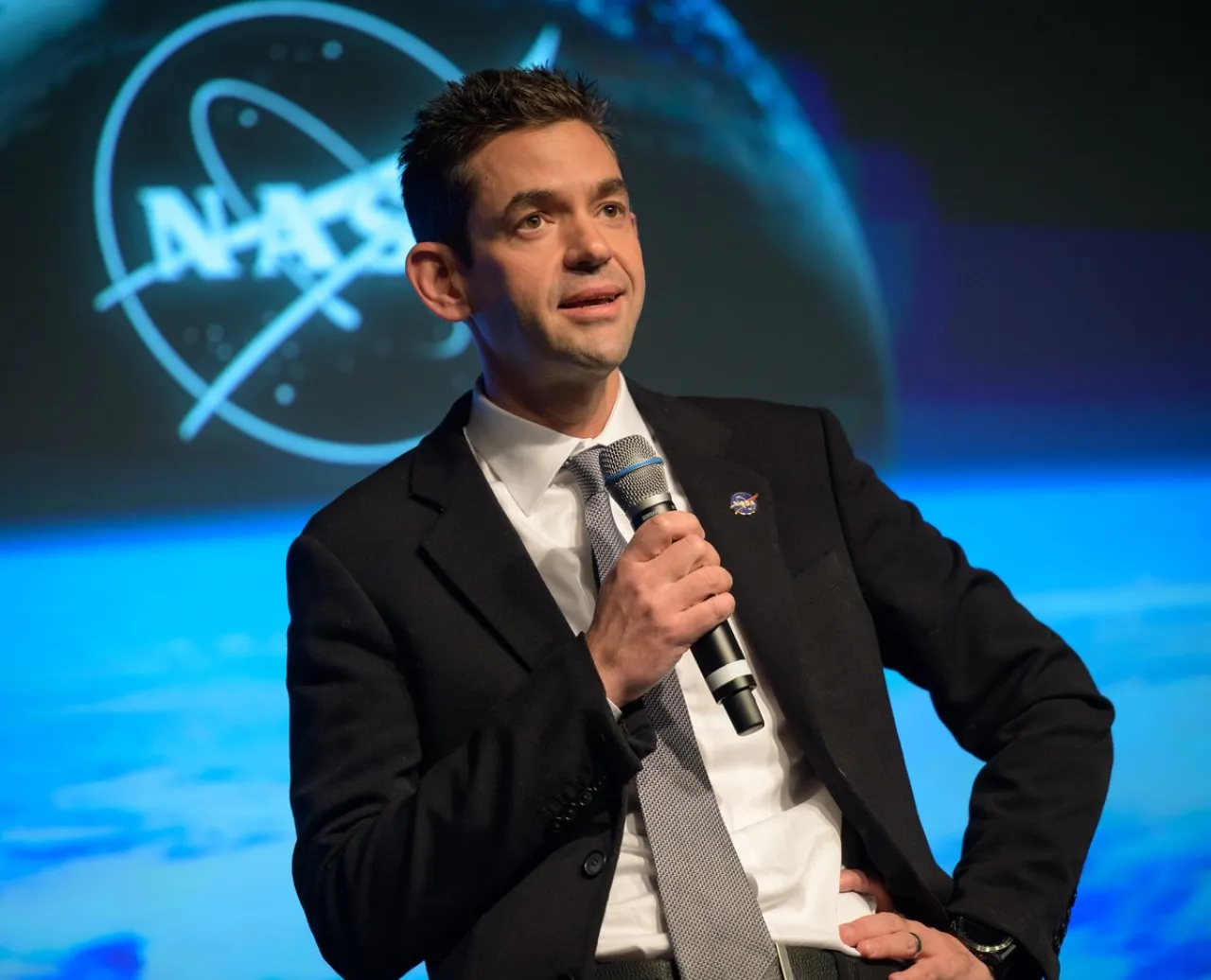 NASA Yöneticisi Jared Isaacman, Ajansın Gelecek Vizyonunu Çalışanlarla Paylaştı