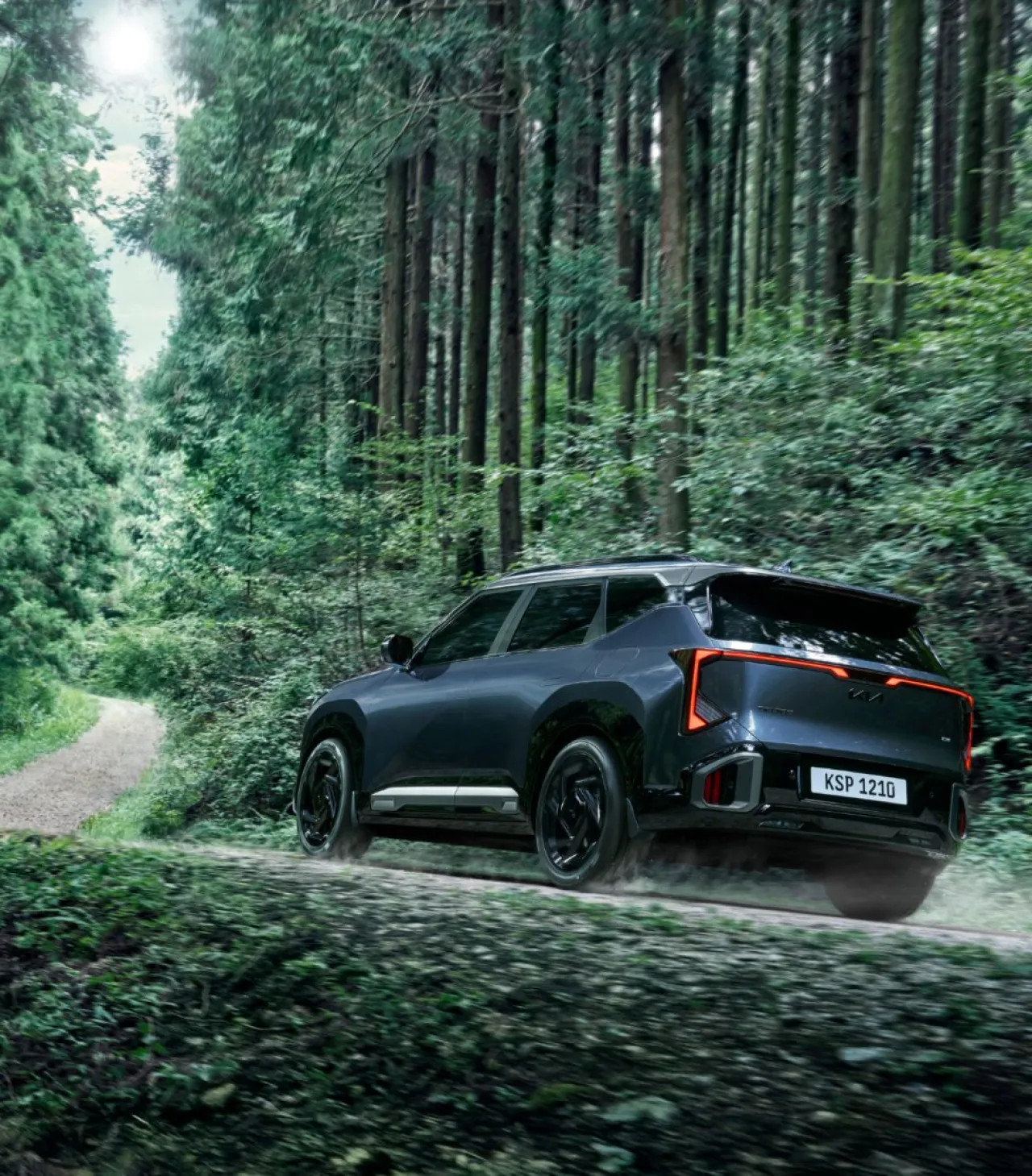 Kia Seltos'un Yeni Yüzü: Hem Şehirde Hem Arazide Fark Yaratıyor