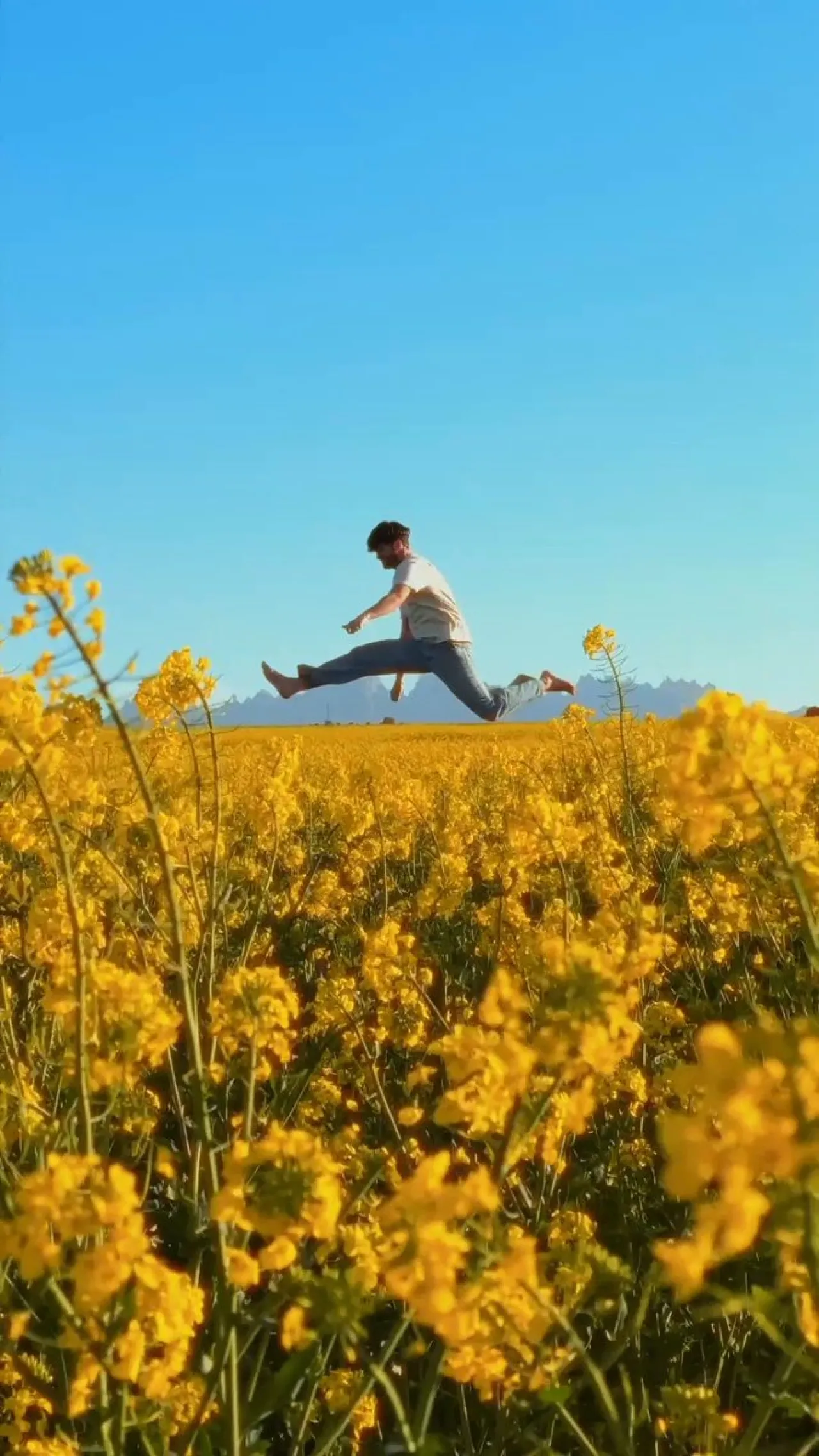 Jordi Koalitic, Xiaomi 17 Ultra ile 'Upside Down Spring' Paylaştı